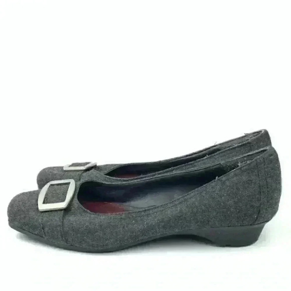 Liz Claiborne flats sz 5.5 gray buckle square toe vintage 90s - Picture 4 of 12